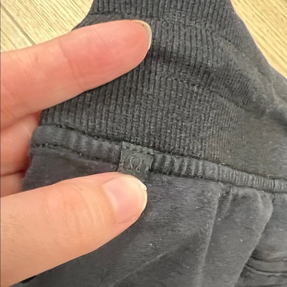 lululemon athletica Black Slim Cuffed Joggers - Picture 8 of 8